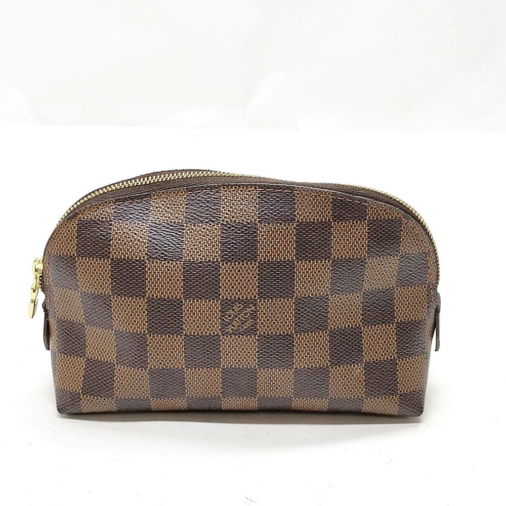 Authentic Louis Vuitton Cosmetic Pochette Damier mn328-030526